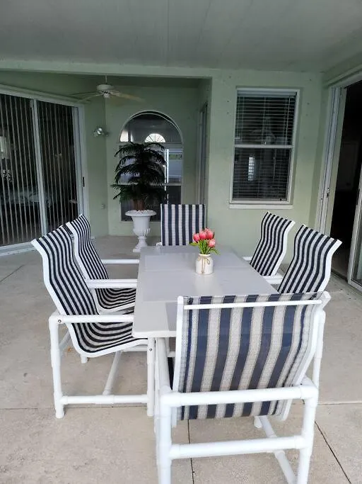 Charming Vacation House 3Be 2Ba Solar Heated Pool Tampa 0*,