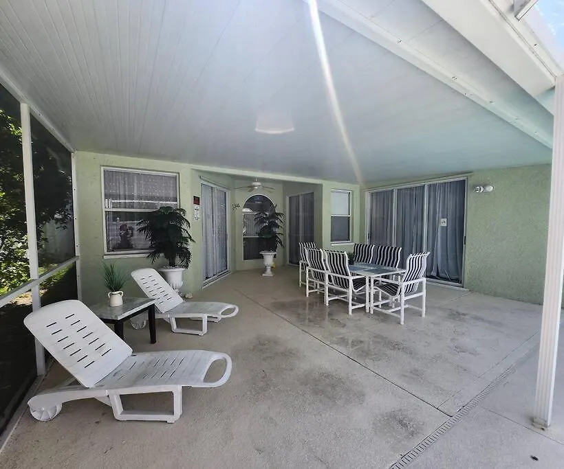 Villa Charming Vacation House 3Be 2Ba Solar Heated Pool Tampa United States